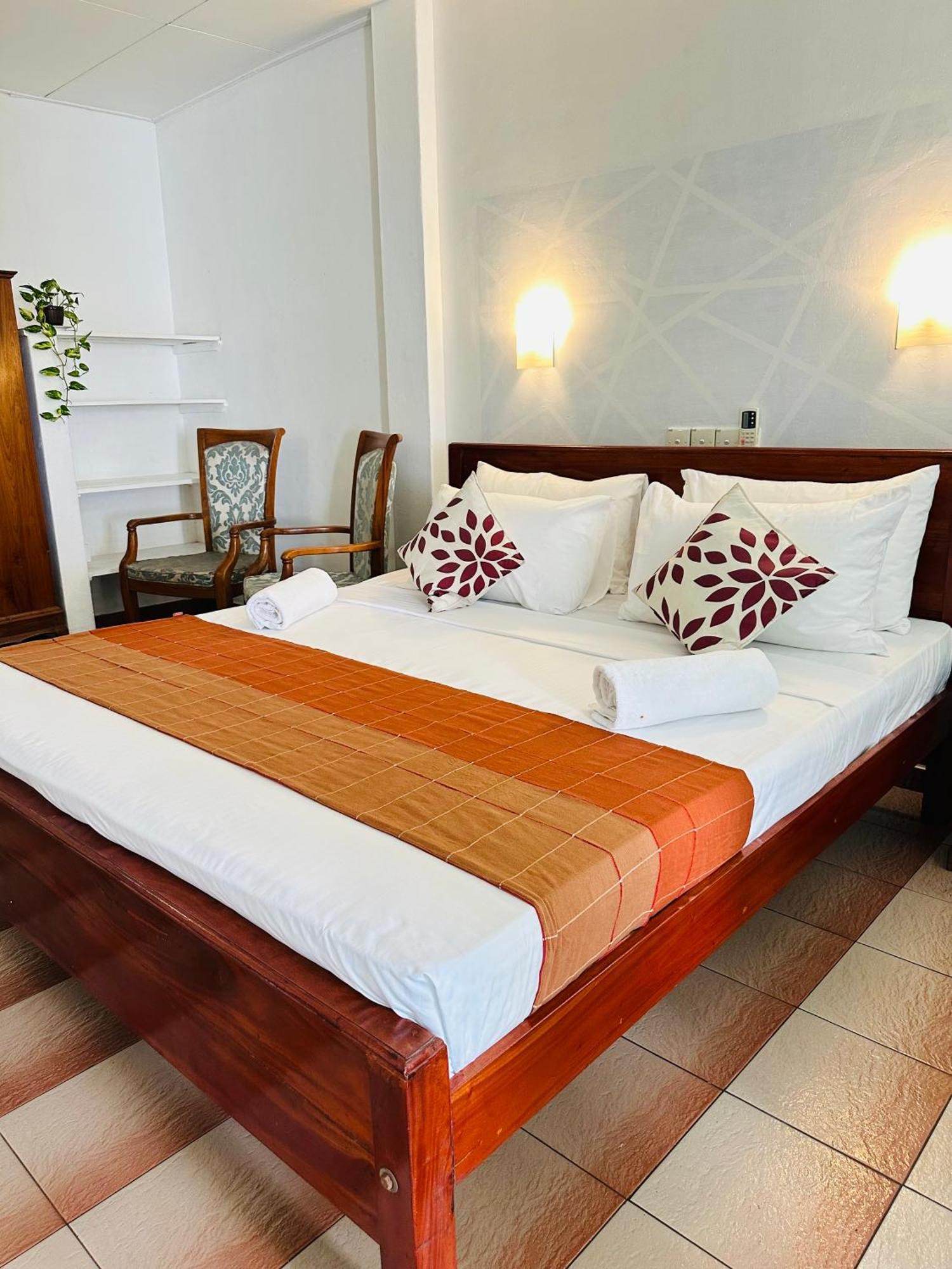 Villa 47 Хіккадува Екстер'єр фото