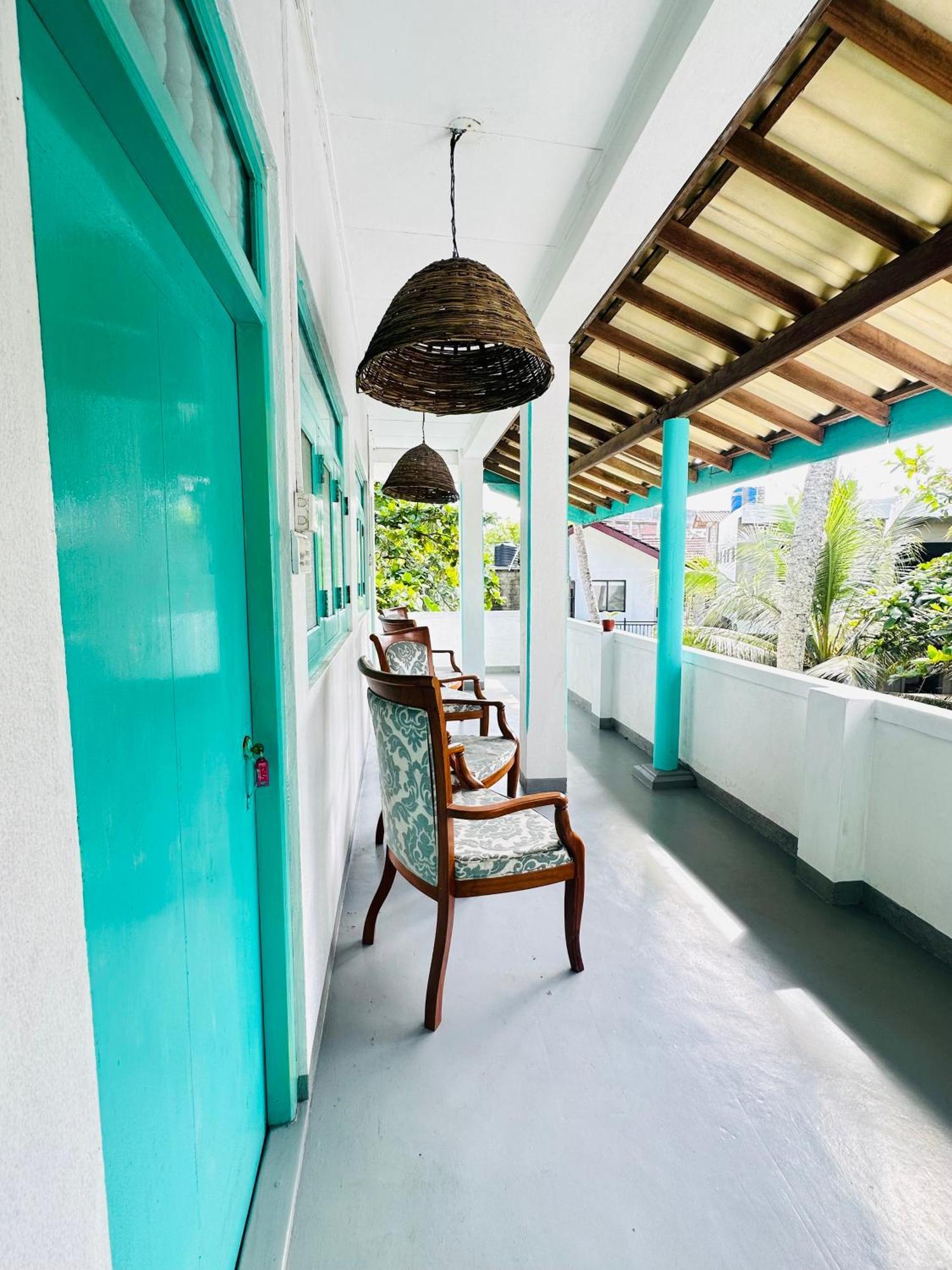 Villa 47 Хіккадува Екстер'єр фото