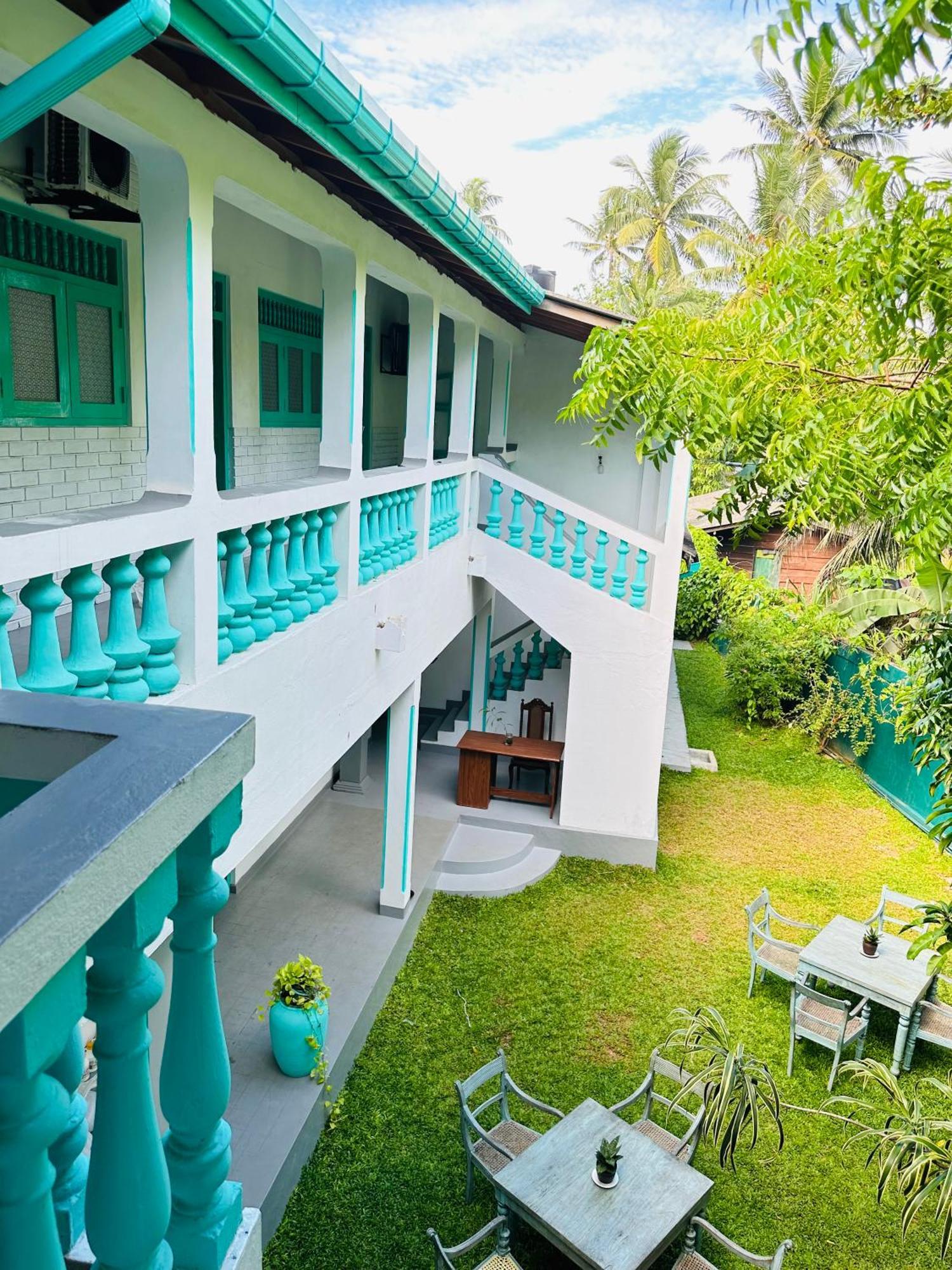 Villa 47 Хіккадува Екстер'єр фото